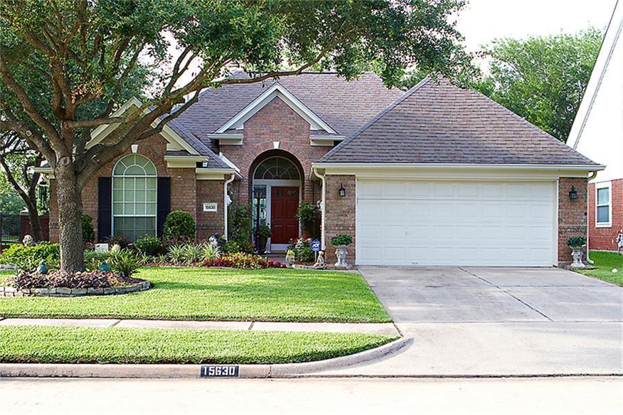 Foto principal - 15630 Brookwood Lake Pl