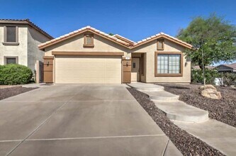 Building Photo - 711 S Roca St