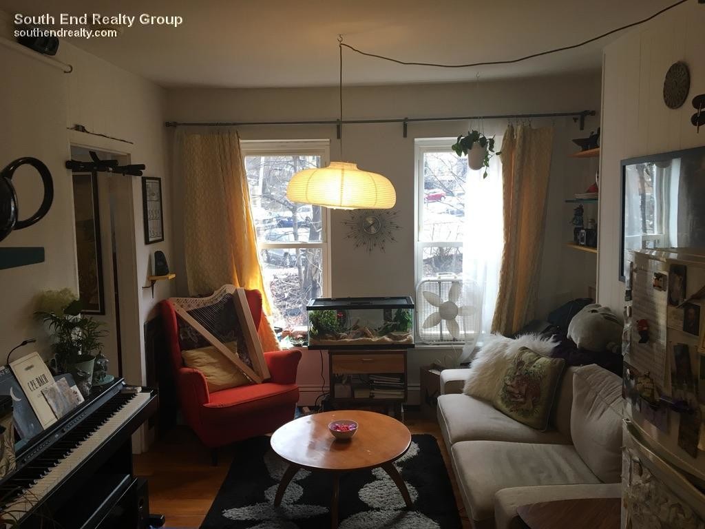 Primary Photo - 760 Huntington Ave