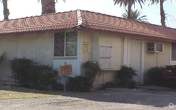 Building Photo - Jackson Street Apartments