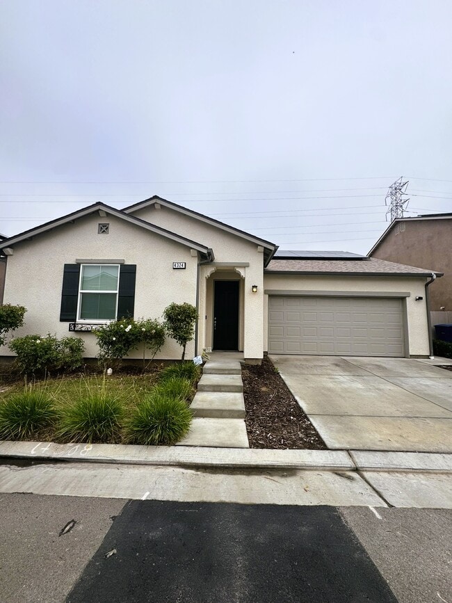 Foto del edificio - 4324 N Sandrini Ave