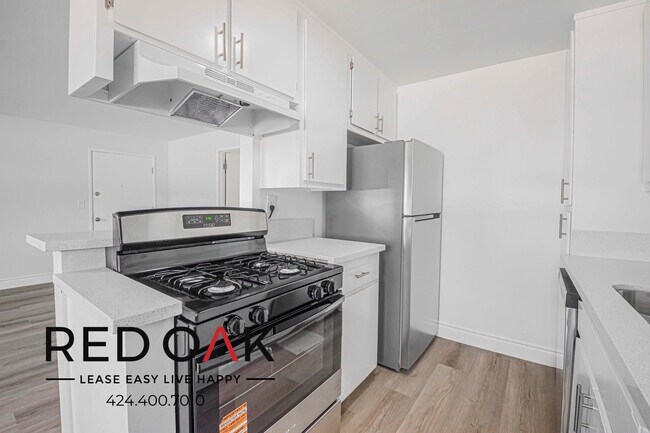 Foto del edificio - 821 N Wilcox Ave