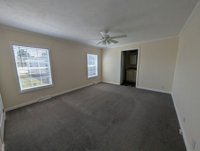 Building Photo - 52546 Elmcrest Ct