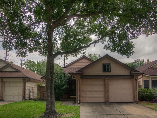 Building Photo - 7772 Park Falls Dr