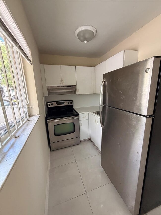 Foto del edificio - 1194 NW 19th Ave