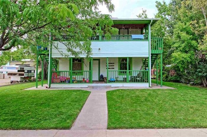 Primary Photo - Charming 2-Bedroom Victorian Unit in the H...