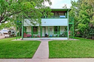 Building Photo - 220 S Bower Ave