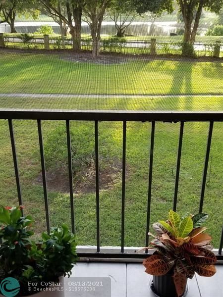 Foto principal - 5900 NW 44th St