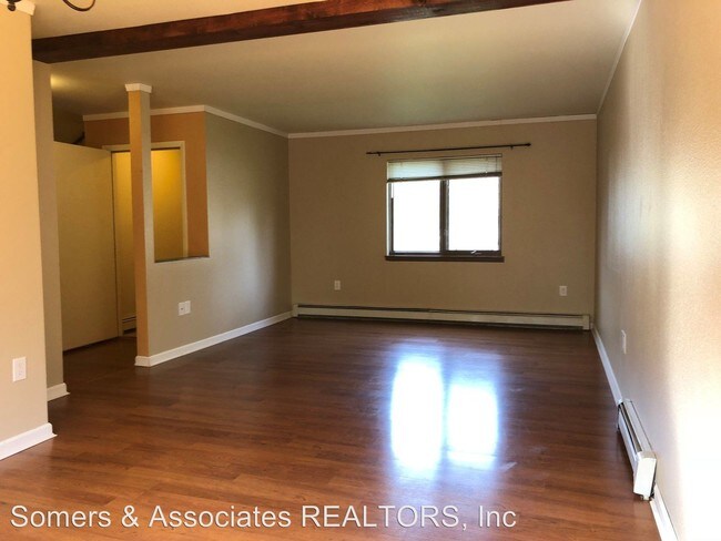 Building Photo - 4 br, 2.5 bath House - 1301 Bainbridge Blvd.