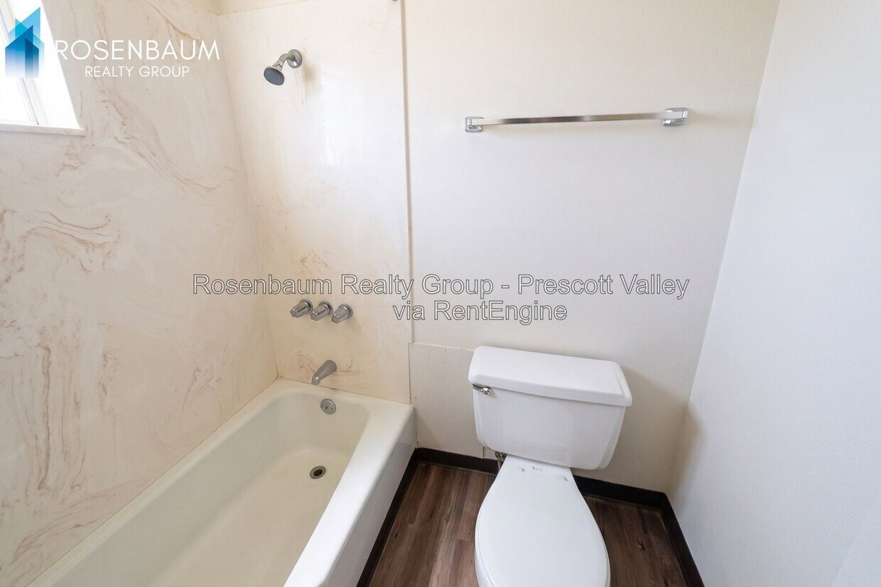 Foto del edificio - 8469 E Yavapai Rd