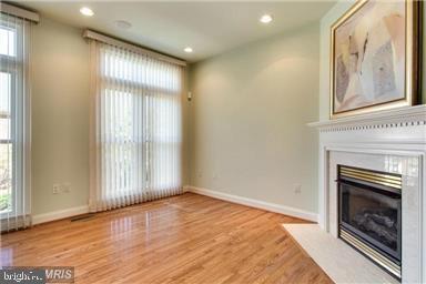 Building Photo - 7419 Seneca Ridge Dr