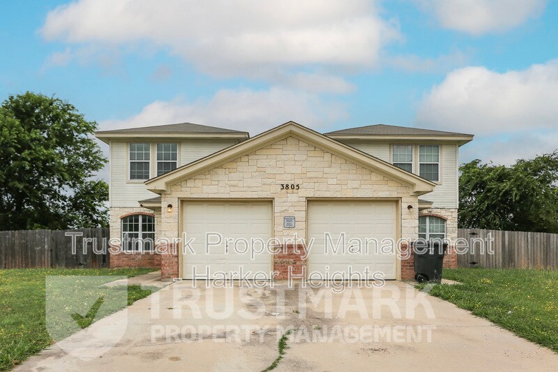 Primary Photo - 3805 A Wind Court