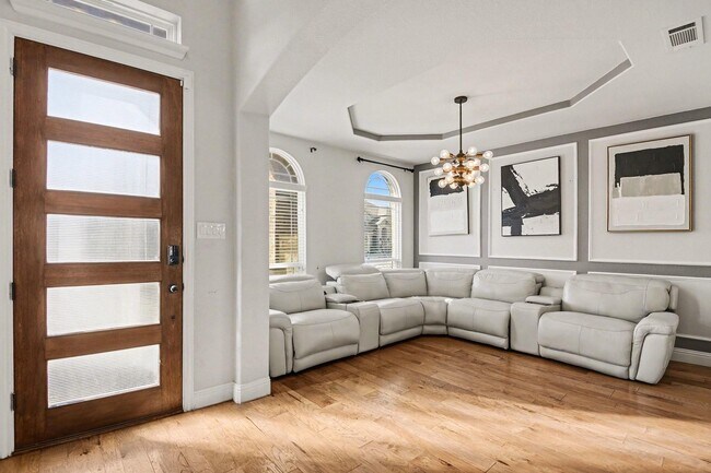 Foto del edificio - 6116 Cooper Creek St