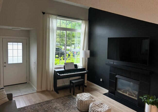 Building Photo - 5419 Fawn Meadow Curv SE
