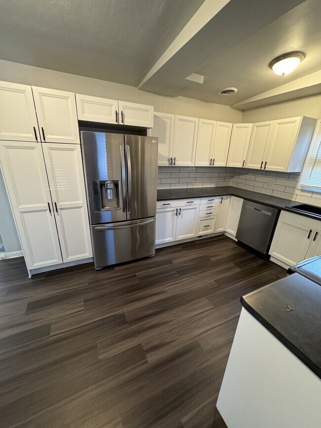 Foto del edificio - 2605 Cedar St