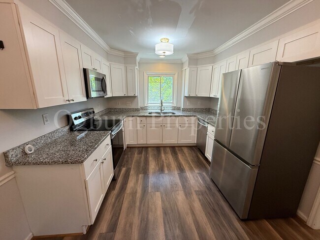 Foto del edificio - 2000 Ridge Brook Ct