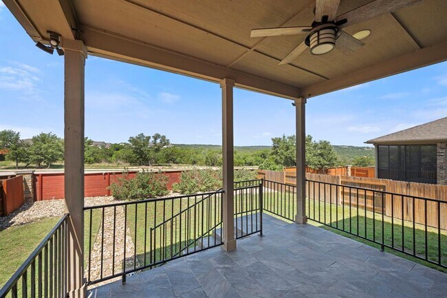 Foto del edificio - 5406 Traviston Dr