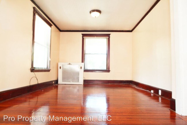 Foto del edificio - 215 Boyden St