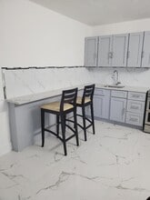 Building Photo - 15300 Leisure Dr