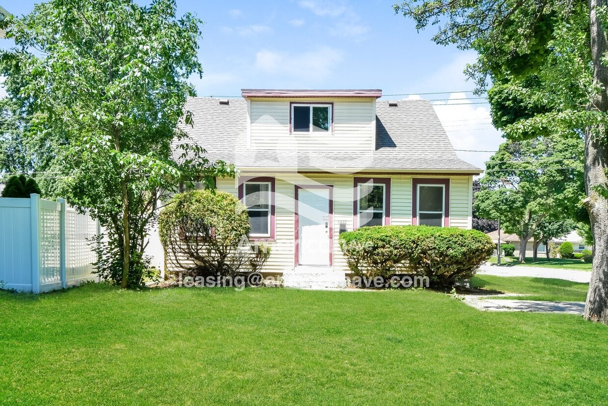 Foto principal - 4575 N 65th St