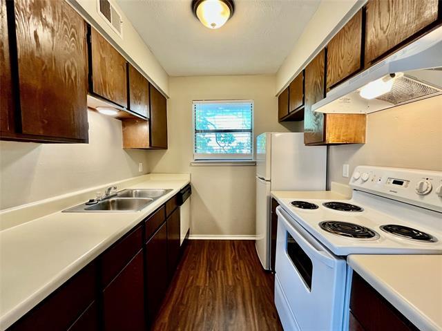 Foto del edificio - 2526 W Prairie St