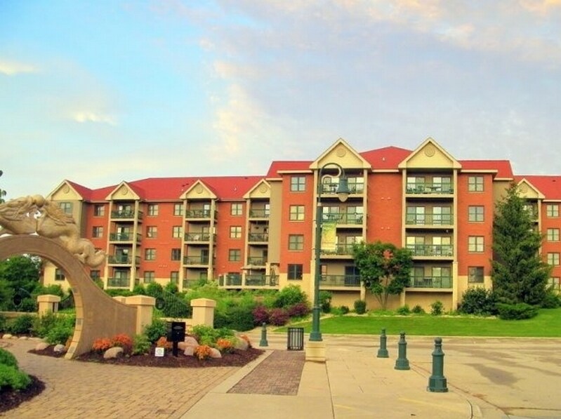 RiverPlace Apartments La Crosse, WI