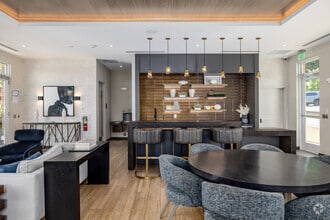 Interior Photo - The Kingsley
