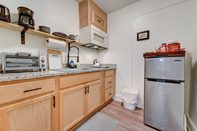 Foto del edificio - 122 NW 31st St