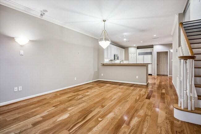 Foto del edificio - 4443 Castle Ct Pl