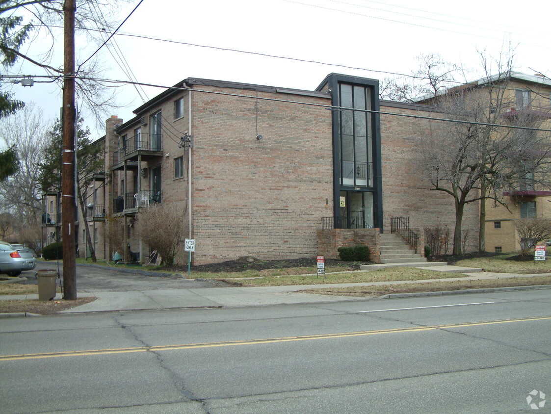 Foto principal - 4815 Reading Rd