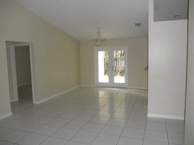 Building Photo - 15897 79th Ct N