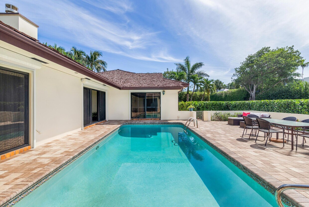 Foto principal - 575 N Lake Wy