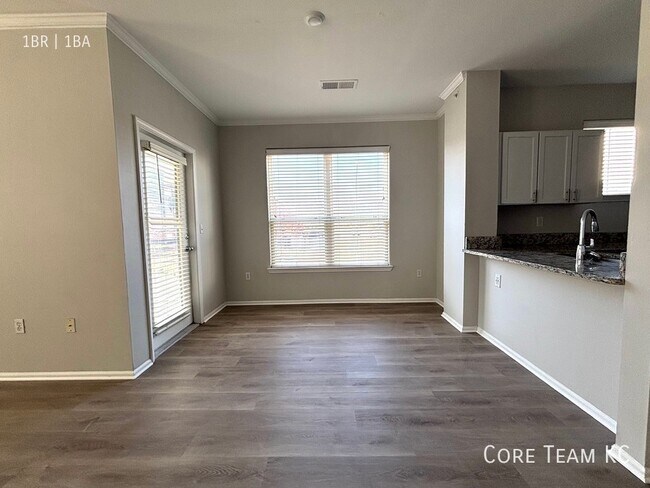 Foto del edificio - 701 Westport Rd