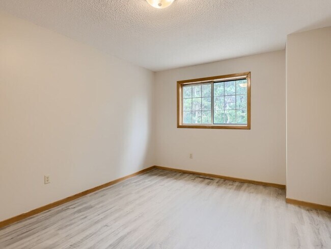 Foto del edificio - Blaine Townhome