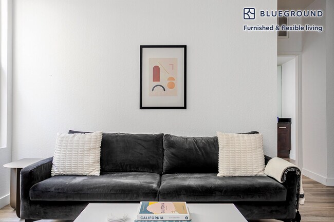 Foto del edificio - 630 Hauser Blvd