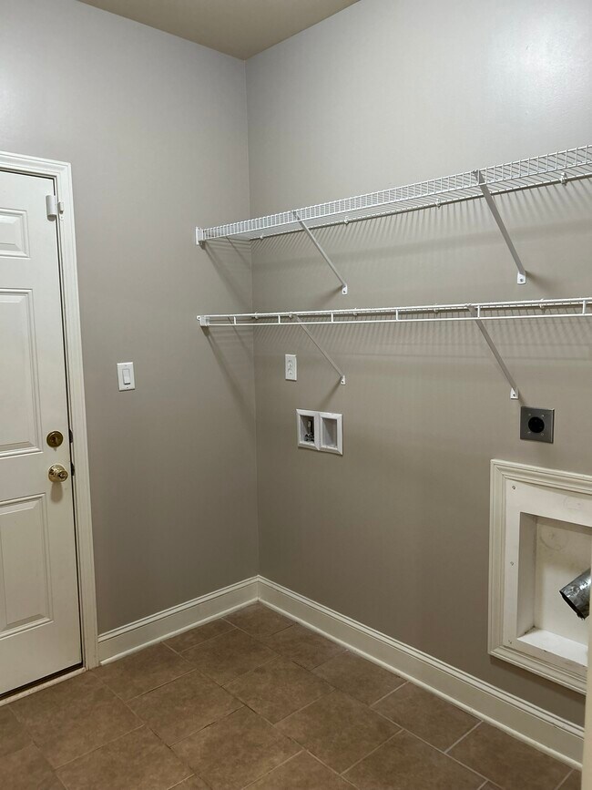 Building Photo - 24580 Silent Spring Dr