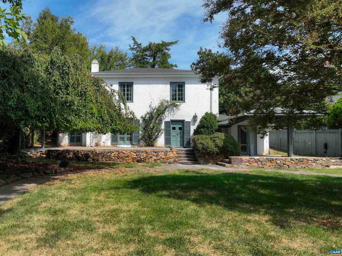 Primary Photo - 620 Preston Pl