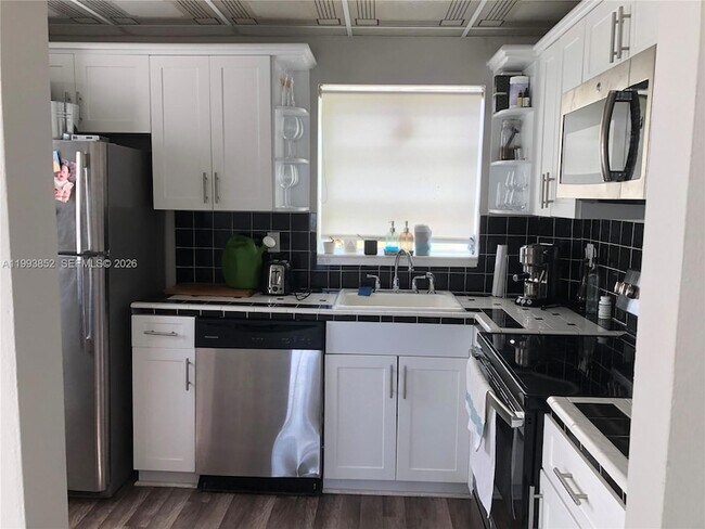 Foto del edificio - 851 Meridian Ave