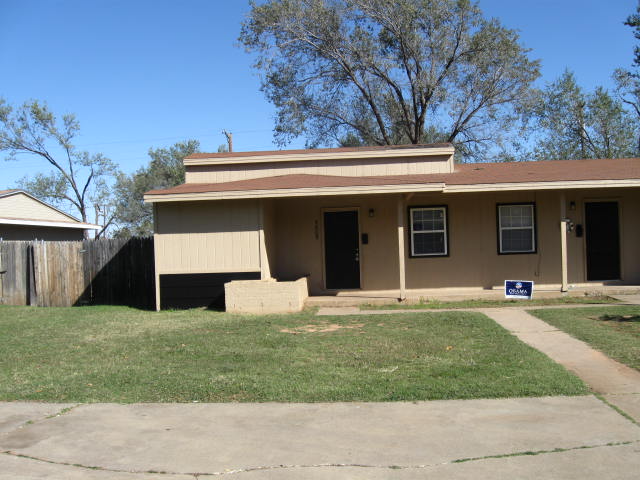 Foto principal - 4609 Belton Ave