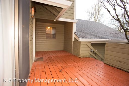 Building Photo - 15001 Boones Way