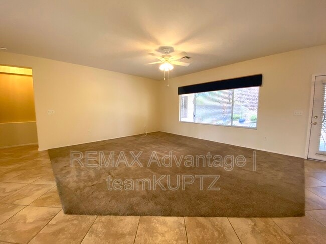 Building Photo - 3022 Seaford Peak Dr