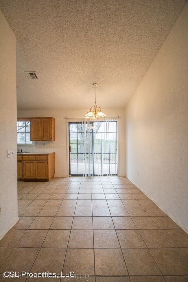 Foto del edificio - 3 br, 2 bath House - 1309 N Pine Creek Dr
