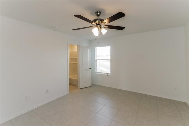 Foto del edificio - 3101 Helix Bay Dr