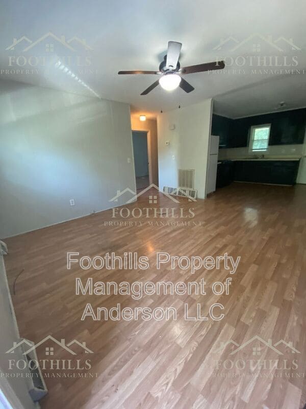 Photo - 202 Kennemore St Apartment