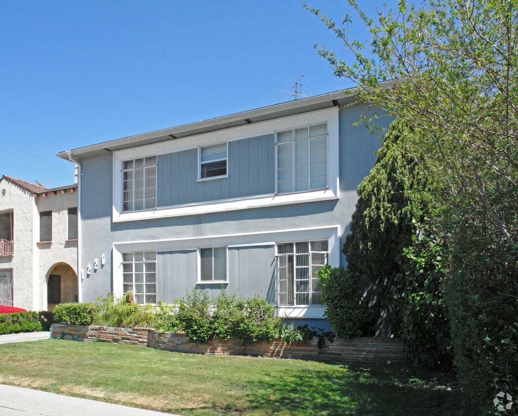 Neighboring bldg. - 1220 S Bedford St