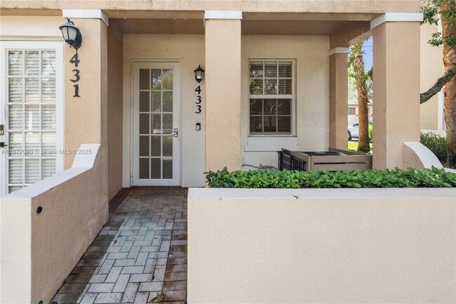 Foto del edificio - 433 SW 147th Ave