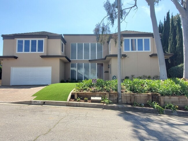 Building Photo - 11482 Dona Evita Dr