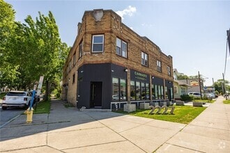 Building Photo - 85 Mapledale St