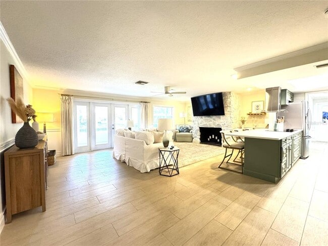 Foto del edificio - 1004 SE 5th Ave