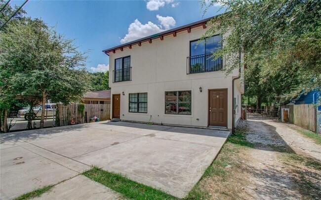 Foto del edificio - 1718 Roxella St